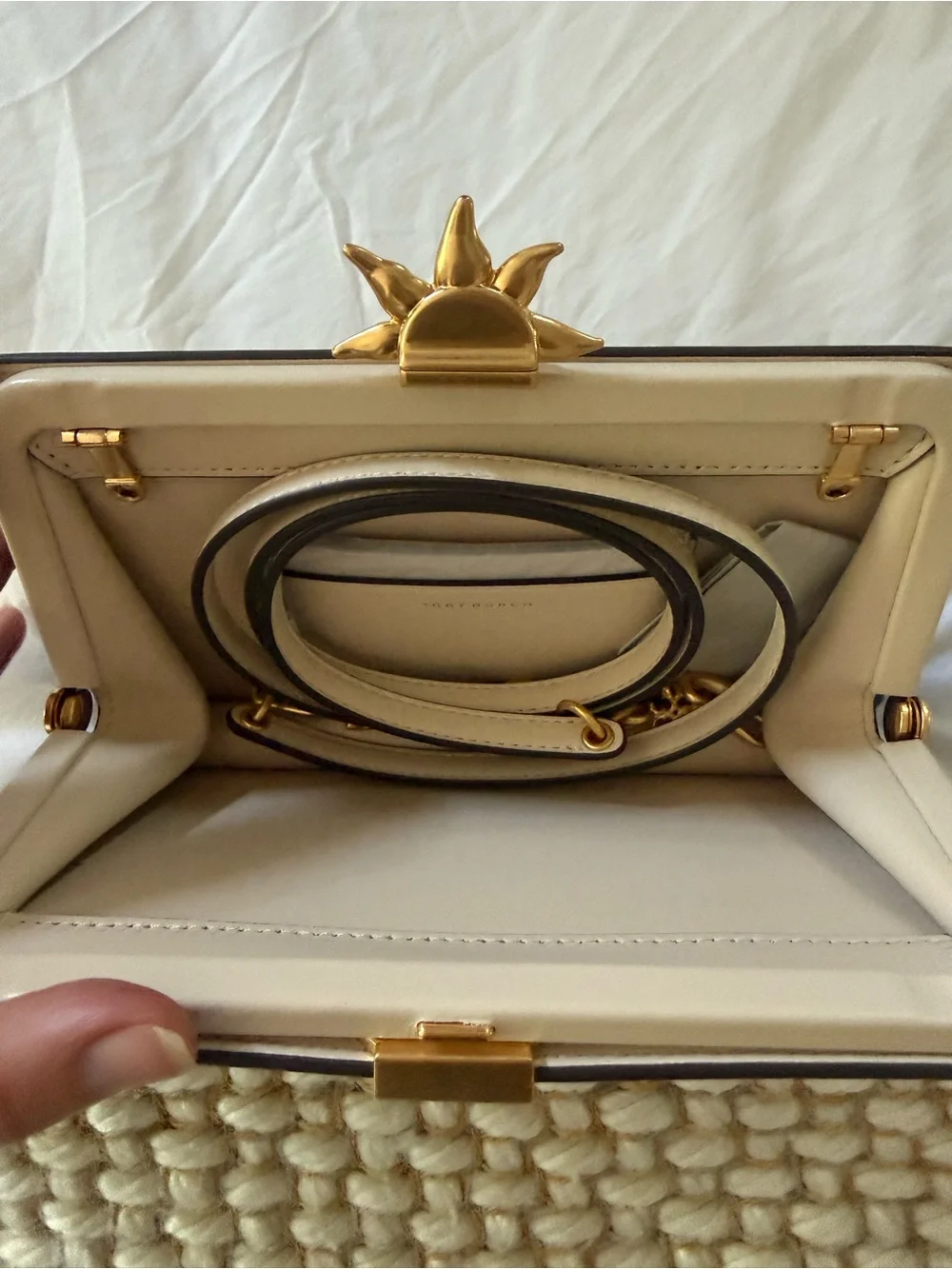 Tory Burch’s Boat Applique Frame Mini Crossbody- new without tags - Picture 3 of 5